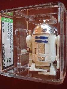 Loose walking R2-D2